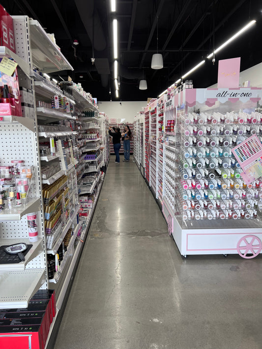 Mother’s Day Beauty Gifts: Top Picks for Lynnwood Shoppers