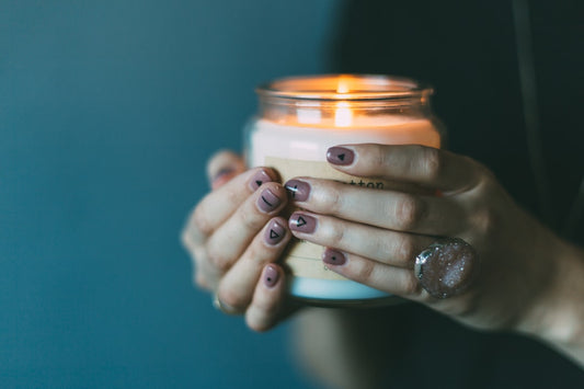 Thanksgiving Glam: Perfect Your Look with Valentino Beauty Pure’s Gel Polish in Seattle